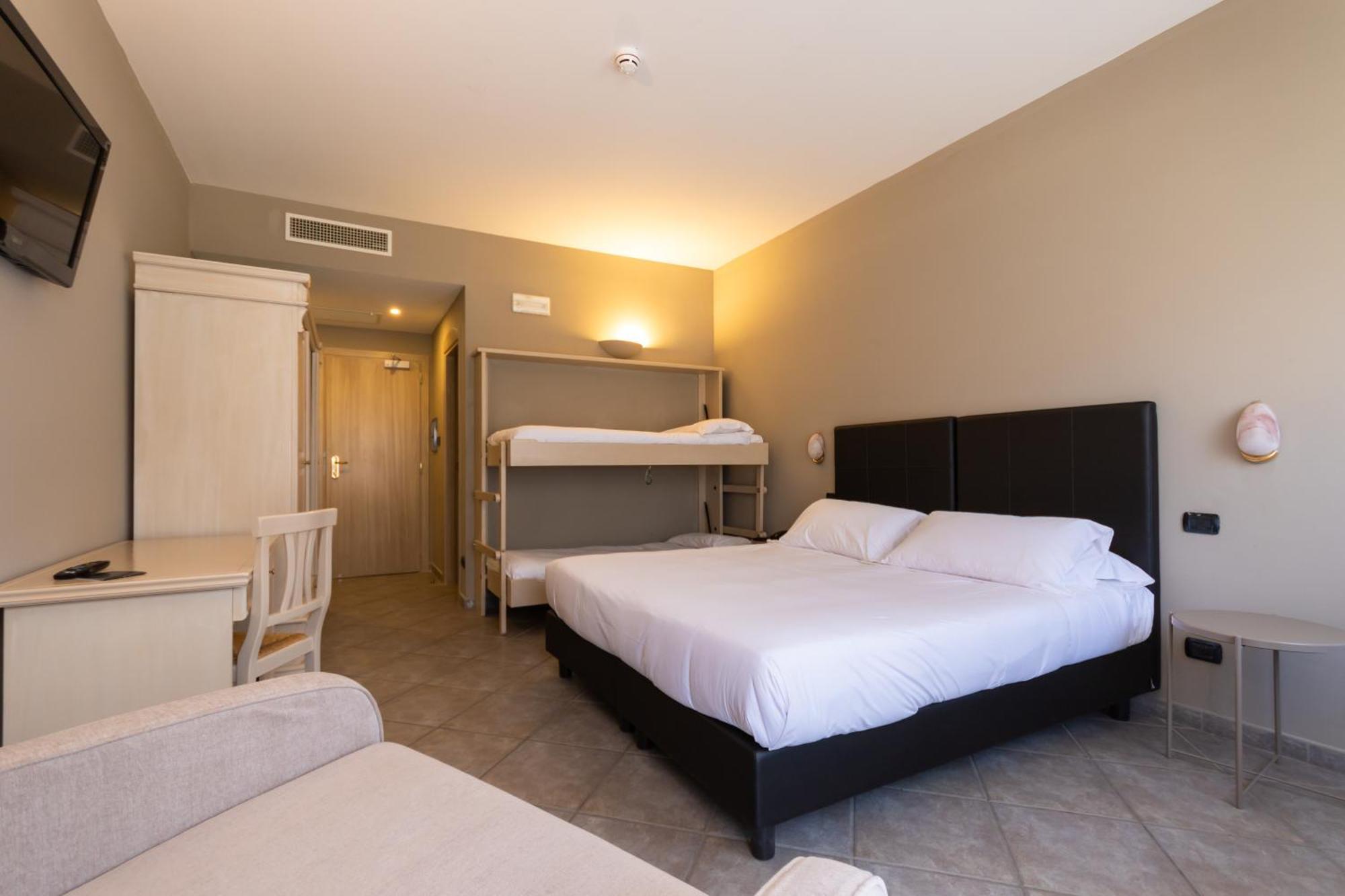 Hotel Don Luis Castel Di Sangro Esterno foto