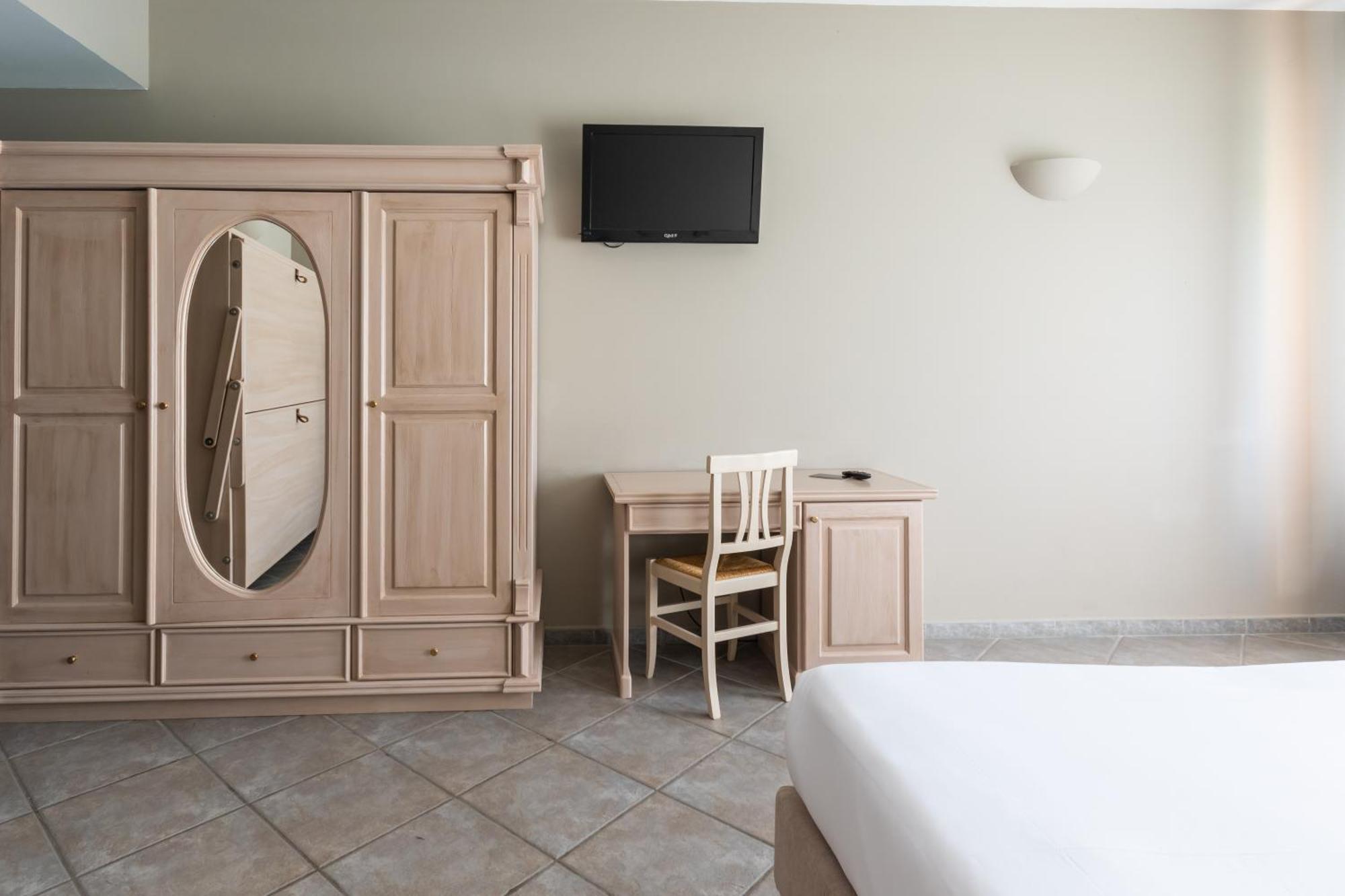 Hotel Don Luis Castel Di Sangro Esterno foto