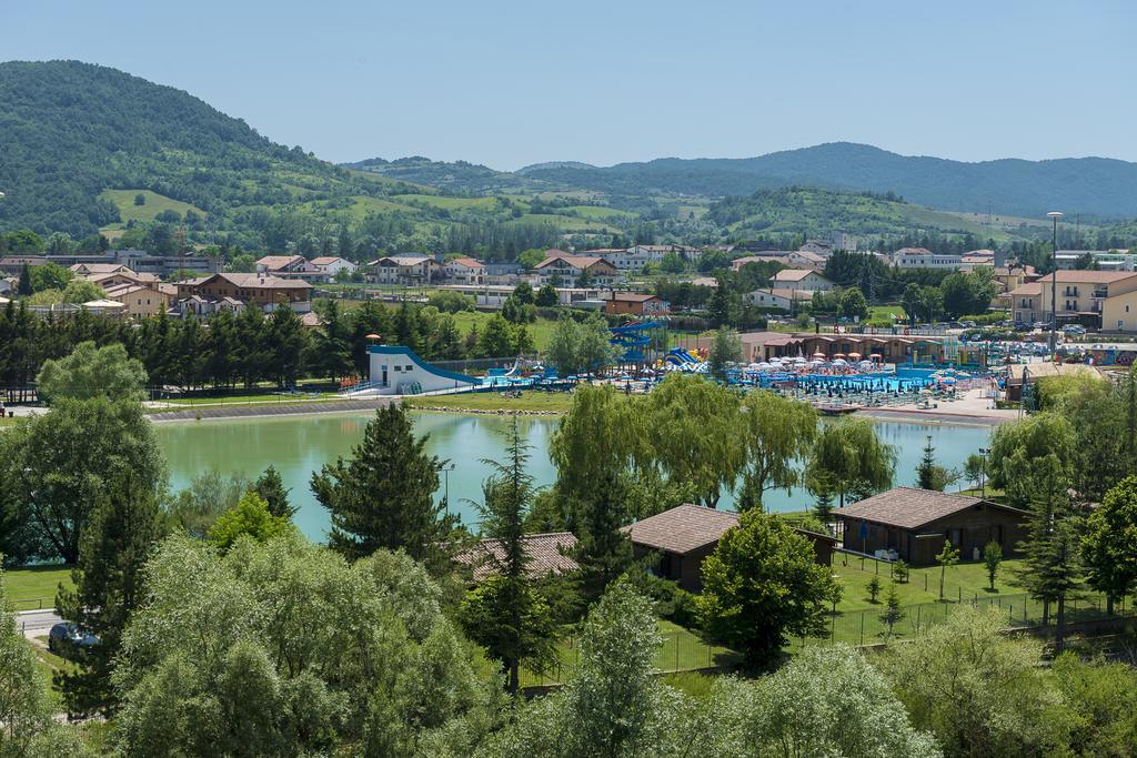 Hotel Don Luis Castel Di Sangro Esterno foto