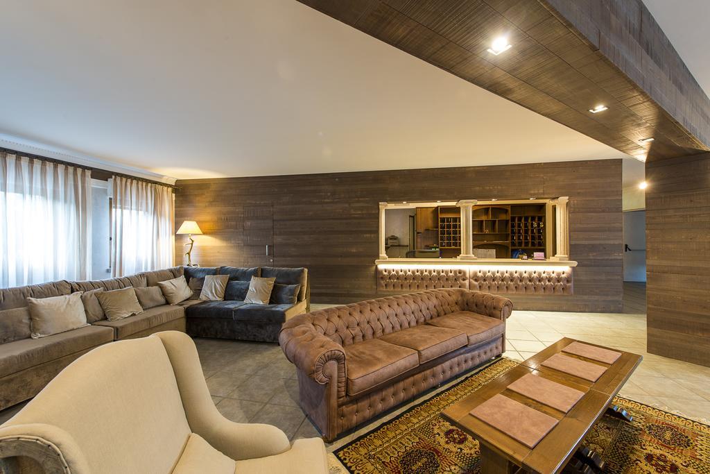 Hotel Don Luis Castel Di Sangro Esterno foto