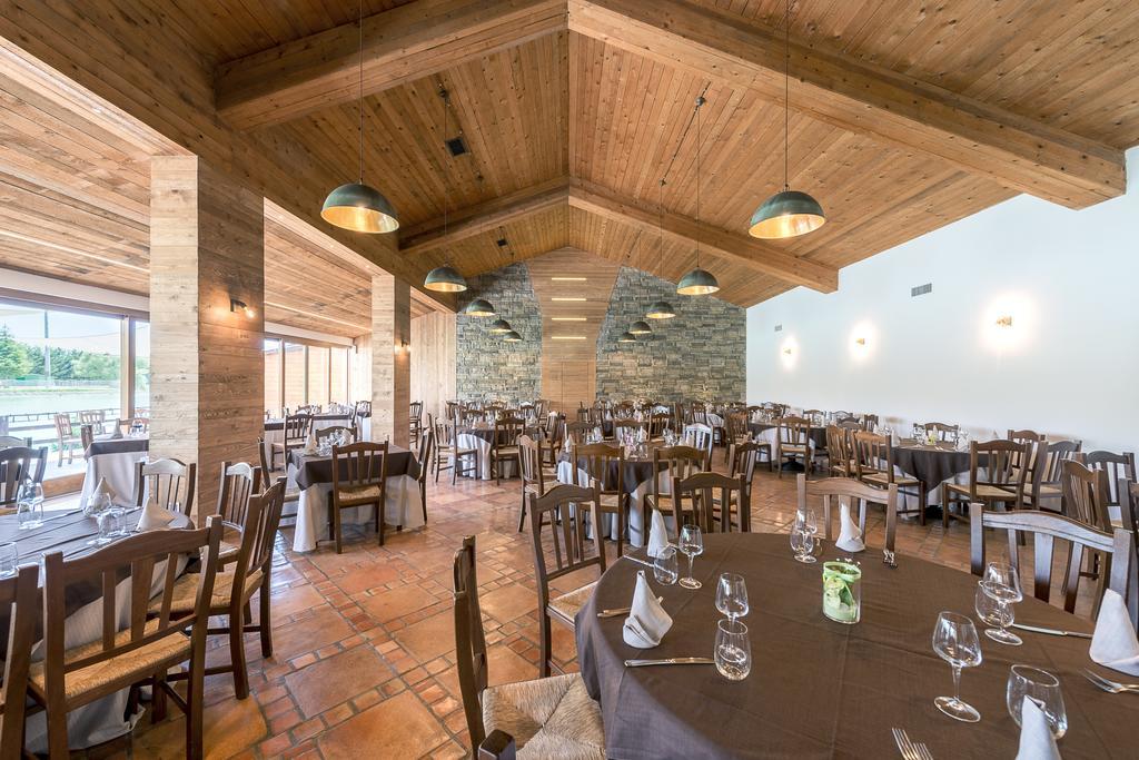 Hotel Don Luis Castel Di Sangro Esterno foto
