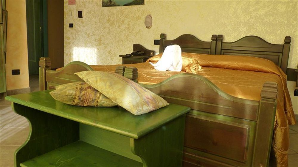 Hotel Don Luis Castel Di Sangro Esterno foto